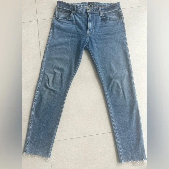 Khaite Alissa Crop Jeans Raw Hem Frayed Cotton Blend Blue Women's Size 28